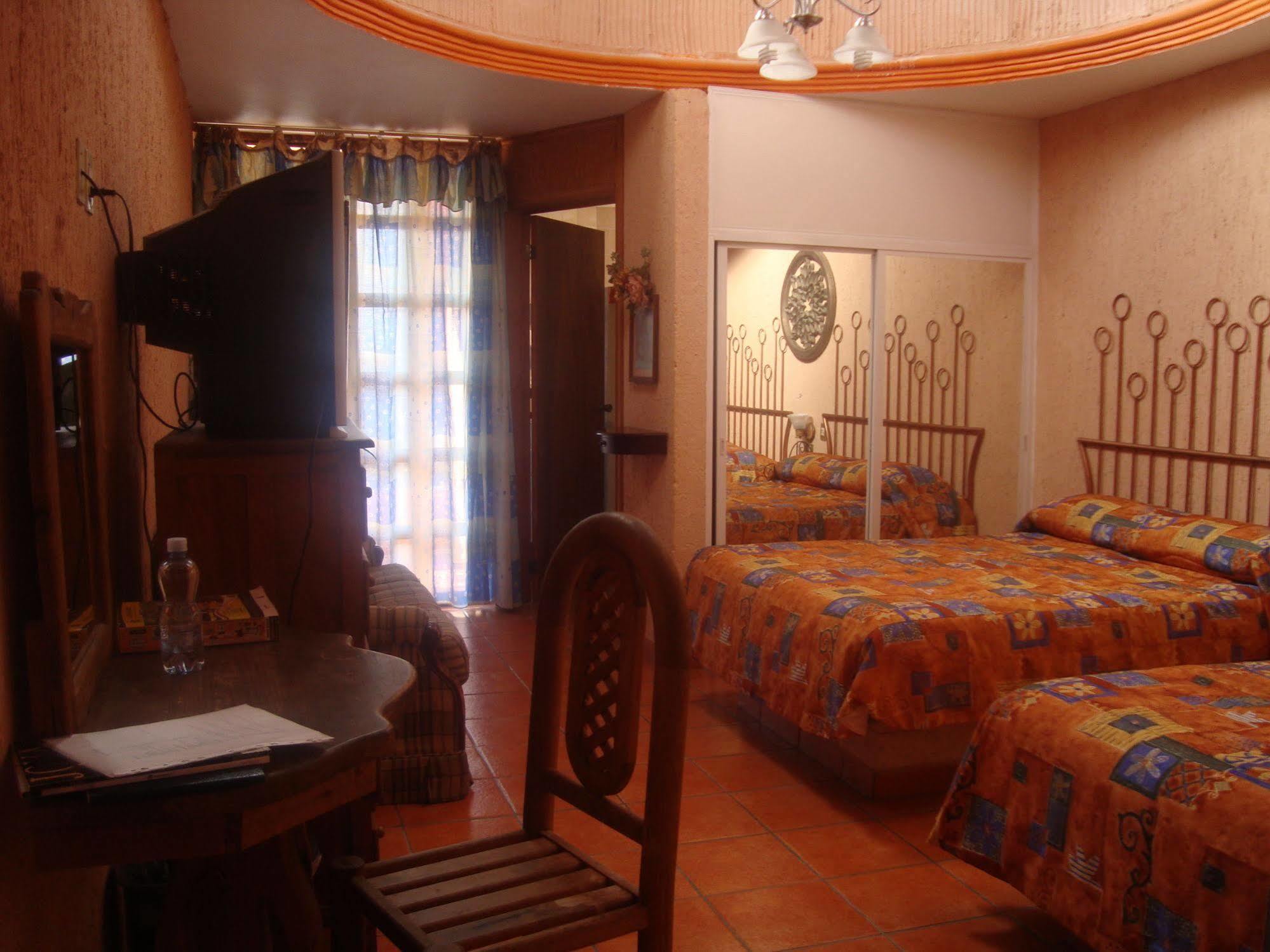 Hotel Villa Manzanares Агуаскальентес Экстерьер фото